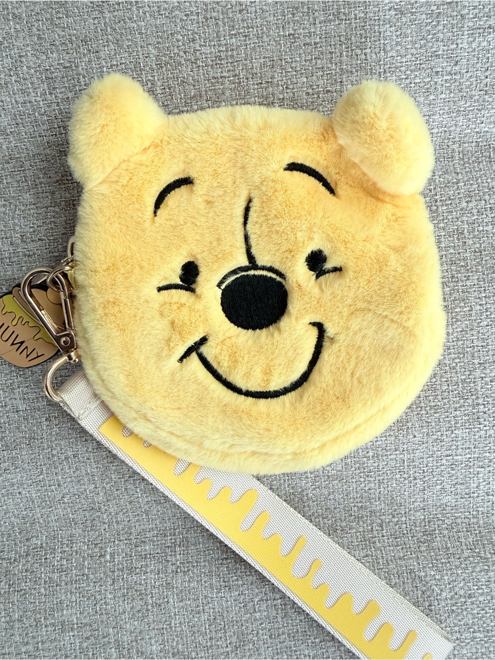 Disney Winnie the Pooh Plush Face Coin Pouch Wristlet 🍯